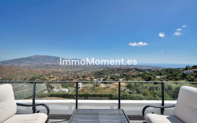 Wiederverkauf - Freistehende Villa - Marbella - La Mairena