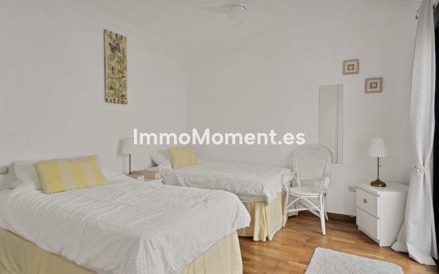 Wiederverkauf - Freistehende Villa - Marbella - La Mairena