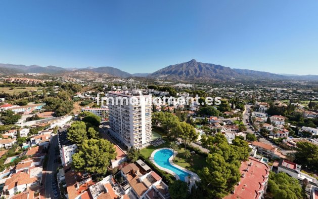 Wiederverkauf - Wohnung - Marbella - Nueva Andalucía