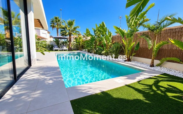 Wiederverkauf - Freistehende Villa - Orihuela Costa - Cabo roig - La Zenia
