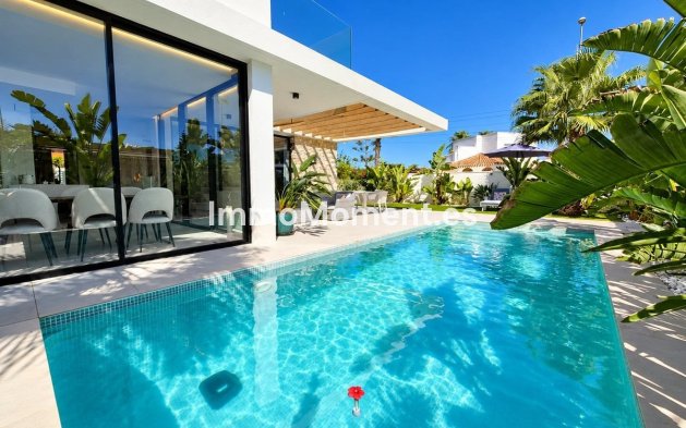 Wiederverkauf - Freistehende Villa - Orihuela Costa - Cabo roig - La Zenia