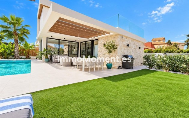 Wiederverkauf - Freistehende Villa - Orihuela Costa - Cabo roig - La Zenia