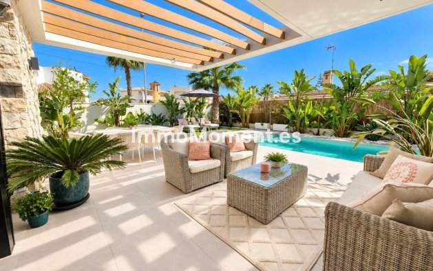 Wiederverkauf - Freistehende Villa - Orihuela Costa - Cabo roig - La Zenia