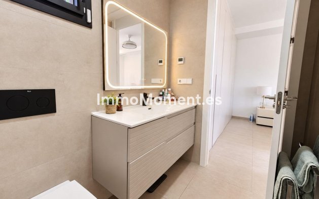 Wiederverkauf - Freistehende Villa - Orihuela Costa - Cabo roig - La Zenia