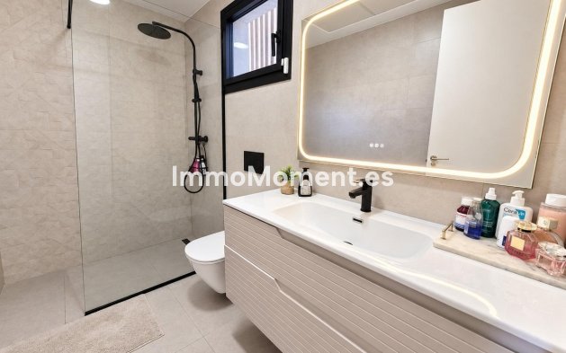 Wiederverkauf - Freistehende Villa - Orihuela Costa - Cabo roig - La Zenia