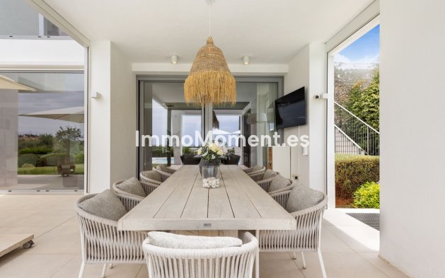 Wiederverkauf - Freistehende Villa - Marbella - Santa Clara