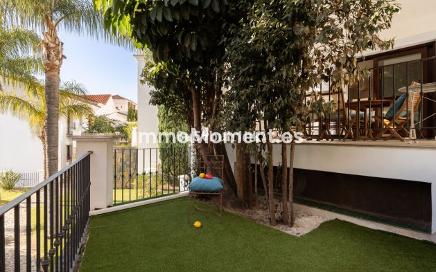 Wiederverkauf - Freistehende Villa - Estepona  - Estepona Centro