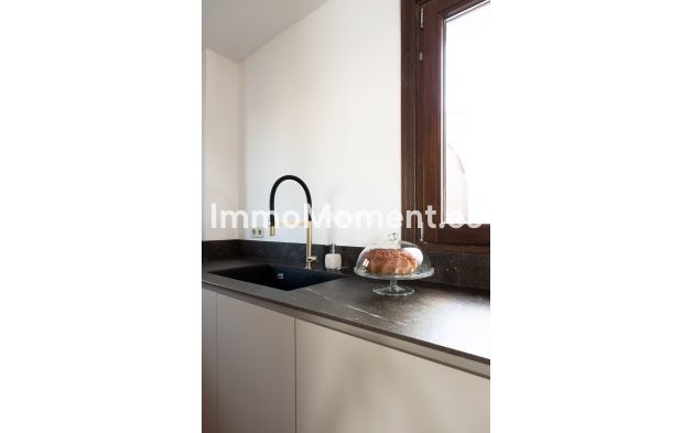 Wiederverkauf - Freistehende Villa - Estepona  - Estepona Centro