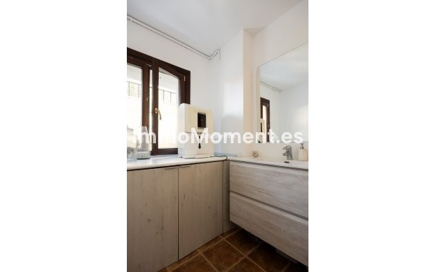 Wiederverkauf - Freistehende Villa - Estepona  - Estepona Centro