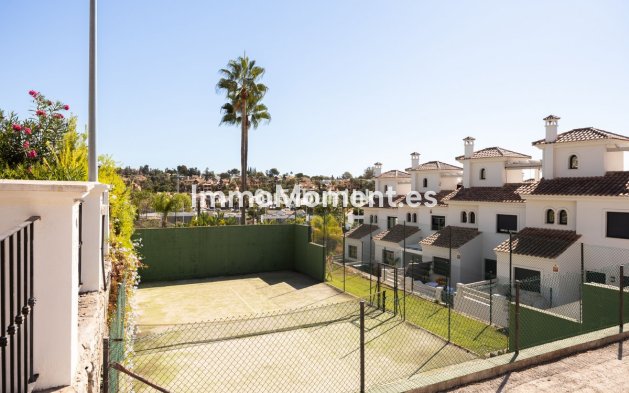 Wiederverkauf - Freistehende Villa - Estepona  - Estepona Centro