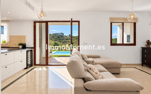 Wiederverkauf - Freistehende Villa - Casares - Doña Julia