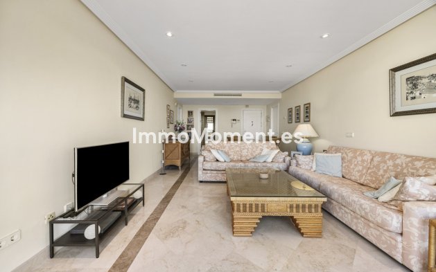 Reventa - Apartamento - Benahavís - Benahavís Centro