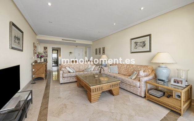 Reventa - Apartamento - Benahavís - Benahavís Centro