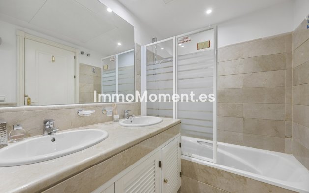 Reventa - Apartamento - Benahavís - Benahavís Centro