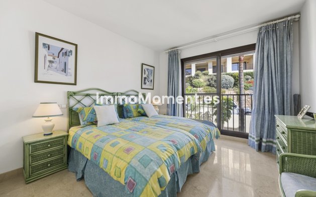Reventa - Apartamento - Benahavís - Benahavís Centro