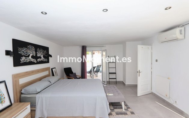 Wiederverkauf - Freistehende Villa - Torrevieja - Los Balcones - Los Altos del Edén