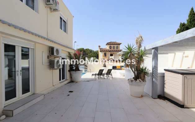 Wiederverkauf - Freistehende Villa - Torrevieja - Los Balcones - Los Altos del Edén