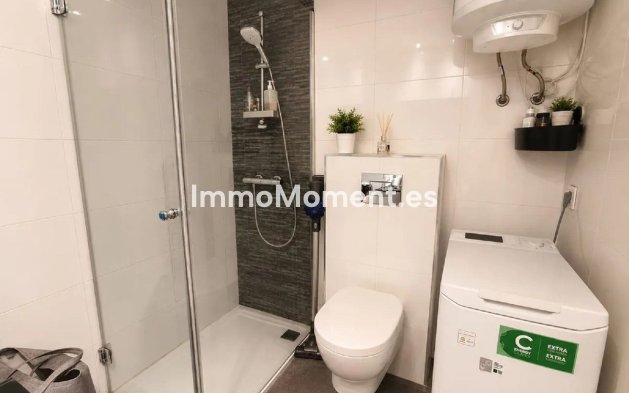 Resale - Apartment - Málaga - Málaga Centro