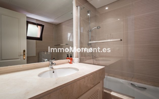 Reventa - Apartamento - Benahavís - Benahavís Centro