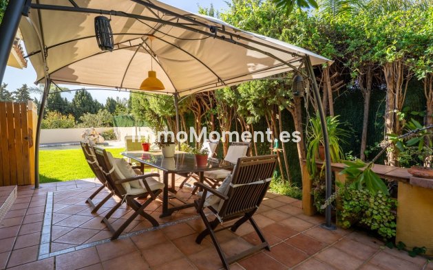 Wiederverkauf - Freistehende Villa - Estepona  - New Golden Mile