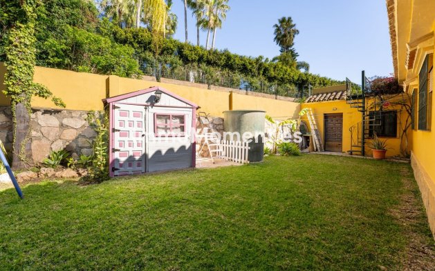 Wiederverkauf - Freistehende Villa - Estepona  - New Golden Mile