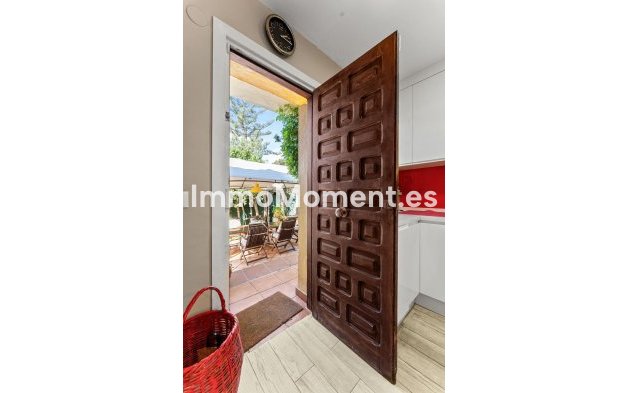 Wiederverkauf - Freistehende Villa - Estepona  - New Golden Mile
