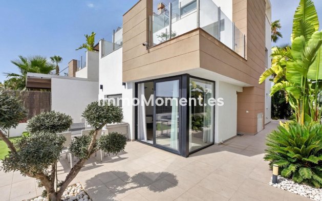 Wiederverkauf - Freistehende Villa - Guardamar del Segura - Guardamar del Segura Centro