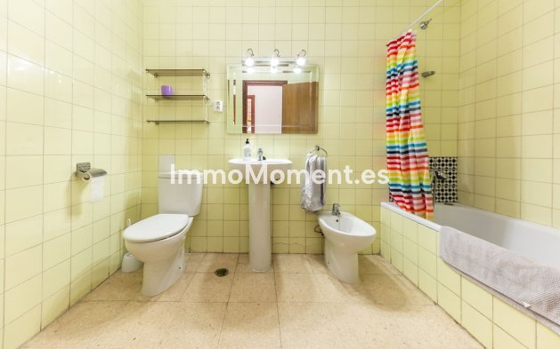Resale - Apartment - Fuengirola - Fuengirola Centro