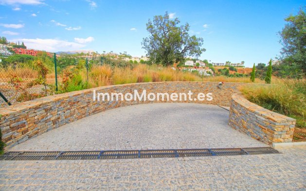 Reventa - Apartamento - Benahavís - Los Arqueros