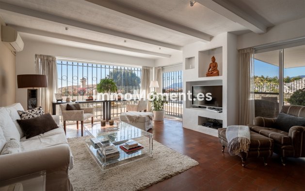Wiederverkauf - Freistehende Villa - Marbella - Nueva Andalucía