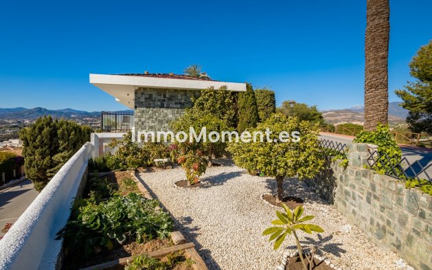 Wiederverkauf - Freistehende Villa - Marbella - Nueva Andalucía