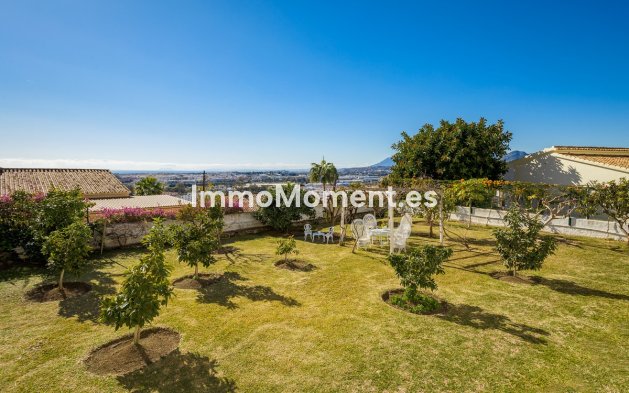 Wiederverkauf - Freistehende Villa - Marbella - Nueva Andalucía