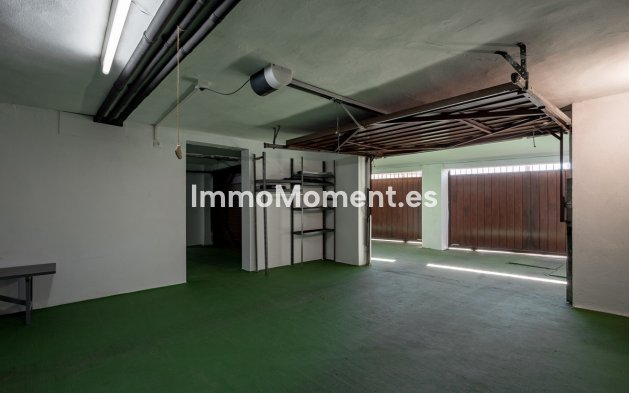 Wiederverkauf - Freistehende Villa - Marbella - Nueva Andalucía