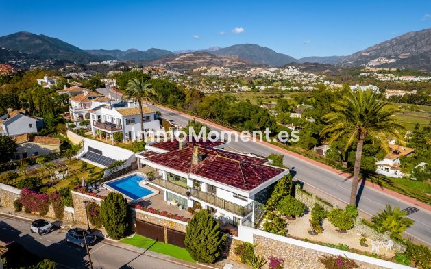 Wiederverkauf - Freistehende Villa - Marbella - Nueva Andalucía
