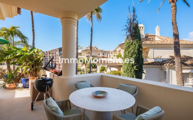 Revente - Appartement - Marbella - Nueva Andalucía