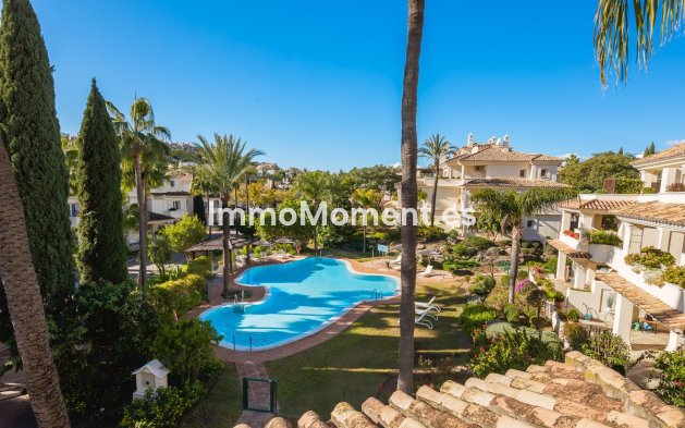 Revente - Appartement - Marbella - Nueva Andalucía