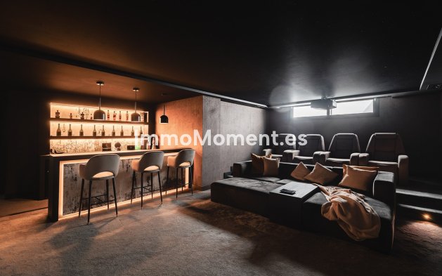 Wiederverkauf - Freistehende Villa - Marbella - Nueva Andalucía