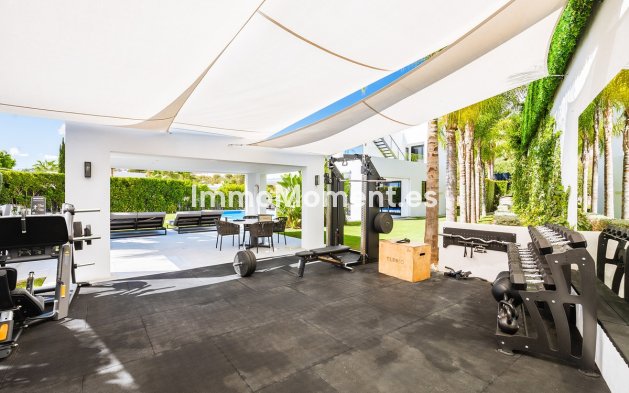 Wiederverkauf - Freistehende Villa - Marbella - Nueva Andalucía