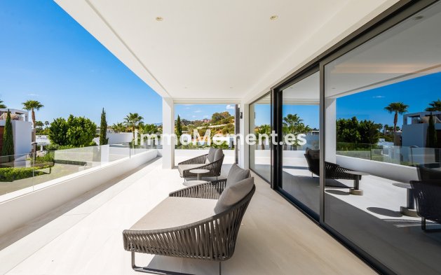 Wiederverkauf - Freistehende Villa - Marbella - Nueva Andalucía