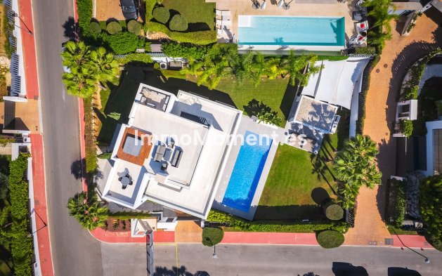 Wiederverkauf - Freistehende Villa - Marbella - Nueva Andalucía