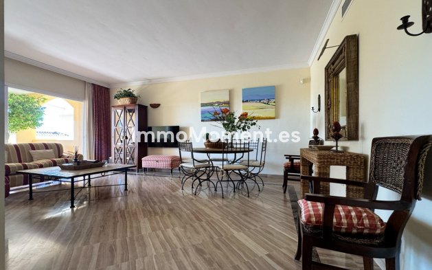 Reventa - Apartamento - Marbella - Elviria