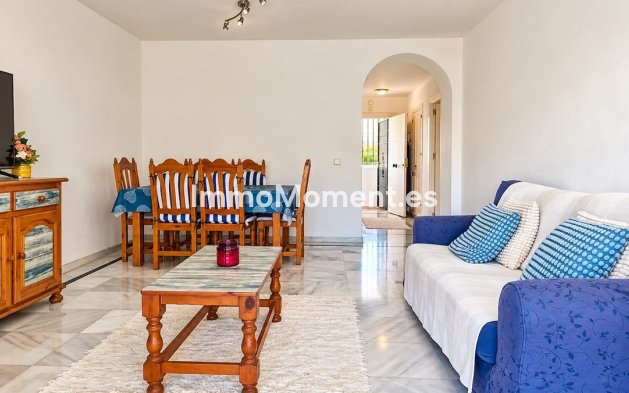 Resale - Apartment - Manilva - La Duquesa