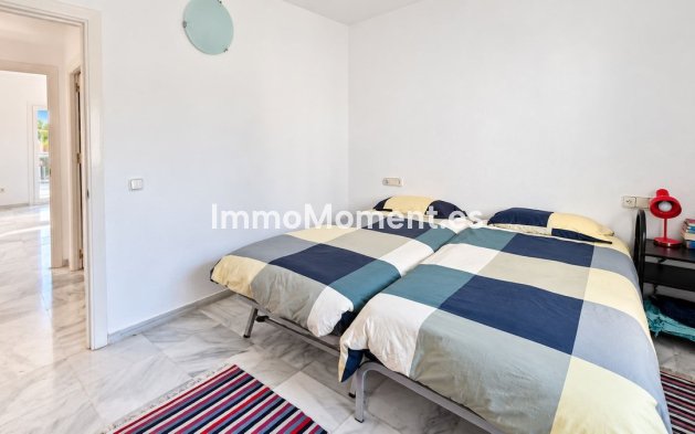 Resale - Apartment - Manilva - La Duquesa