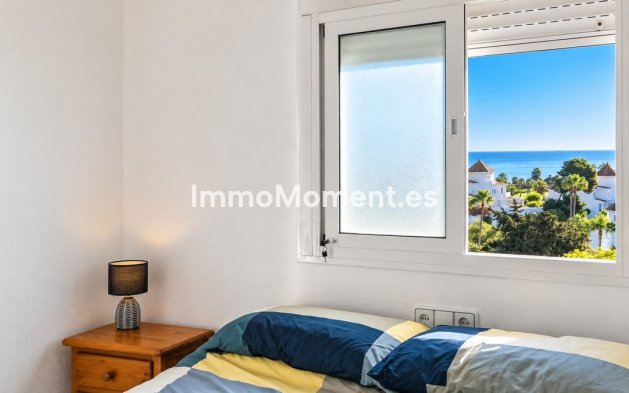 Resale - Apartment - Manilva - La Duquesa