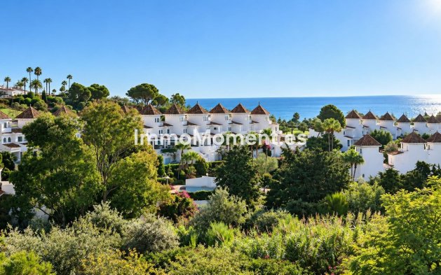 Resale - Apartment - Manilva - La Duquesa