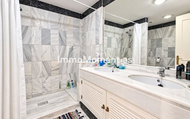 Resale - Apartment - Manilva - La Duquesa