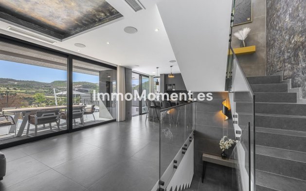 Wiederverkauf - Freistehende Villa - Estepona  - Valle Romano