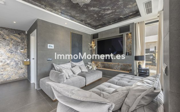 Wiederverkauf - Freistehende Villa - Estepona  - Valle Romano
