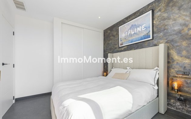 Wiederverkauf - Freistehende Villa - Estepona  - Valle Romano