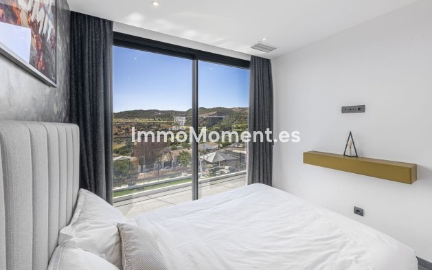 Wiederverkauf - Freistehende Villa - Estepona  - Valle Romano